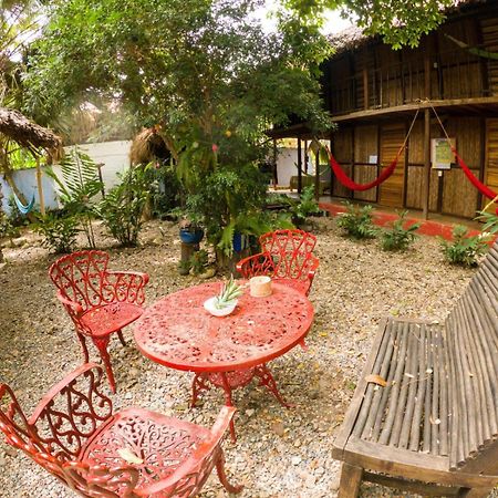 Hostal Zinpar Palomino Eksteriør billede